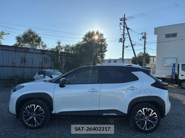 Toyota YARIS CROSS 2022-01 8649929-7