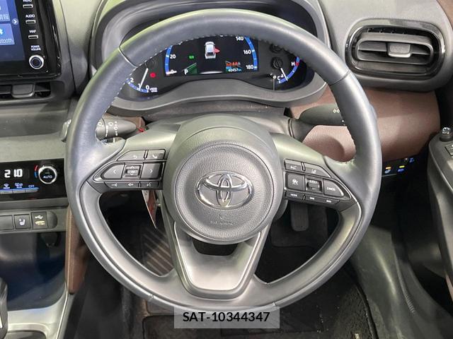 Toyota YARIS CROSS 2020-11 8650023-10