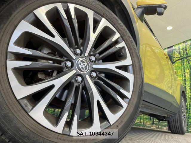 Toyota YARIS CROSS 2020-11 8650023-12
