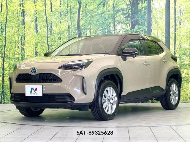 Toyota YARIS CROSS 2023-01 8650057-13