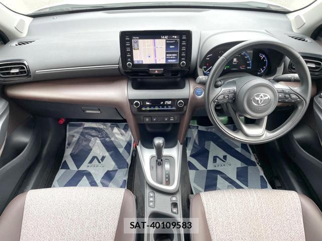 Toyota YARIS CROSS 2021-08 8650105-1