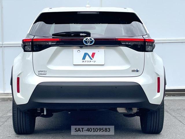 Toyota YARIS CROSS 2021-08 8650105-14