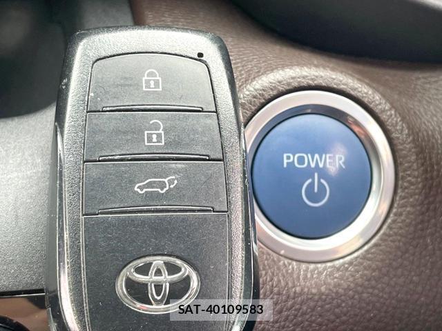 Toyota YARIS CROSS 2021-08 8650105-4