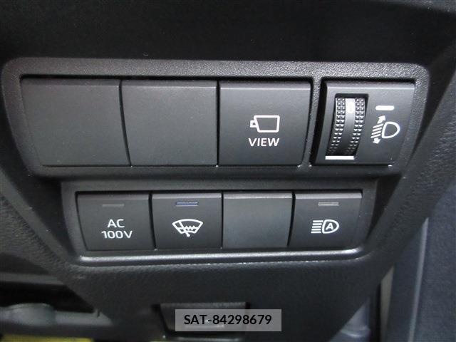 Toyota YARIS CROSS 2022-05 8650144-13