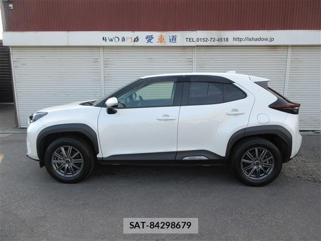 Toyota YARIS CROSS 2022-05 8650144-2