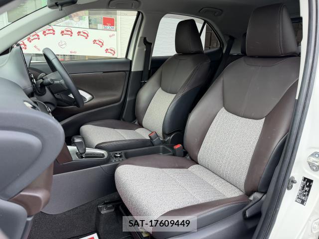 Toyota YARIS CROSS 2021-04 8650175-8
