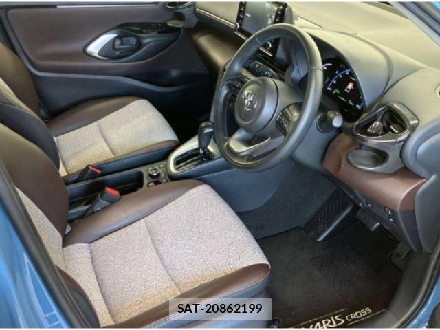 Toyota YARIS CROSS 2022-01 8650235-2