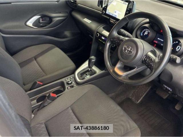Toyota YARIS CROSS 2022-08 8650262-2