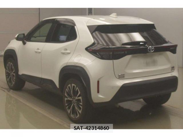 Toyota YARIS CROSS 2021-04 8650326-1