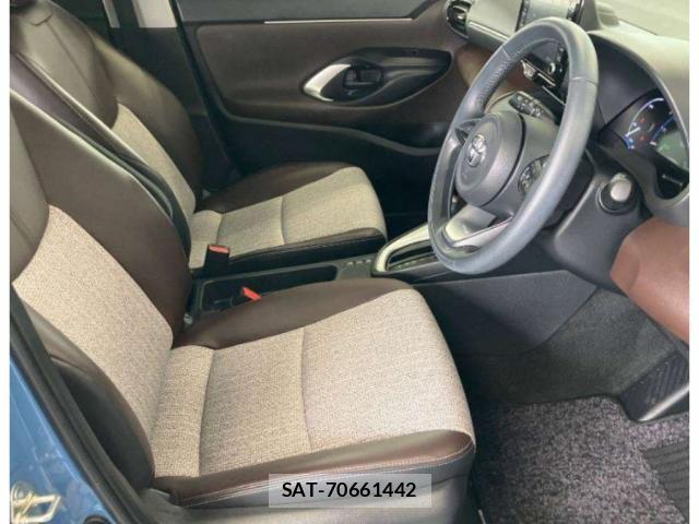 Toyota YARIS CROSS 2021-07 8650700-2