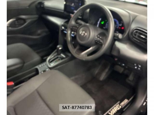 Toyota YARIS CROSS 2025-09 8650702-2
