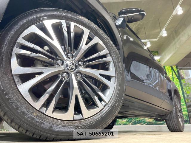 Toyota YARIS CROSS 2021-09 8650833-12