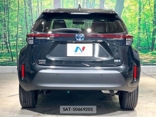 Toyota YARIS CROSS 2021-09 8650833-14