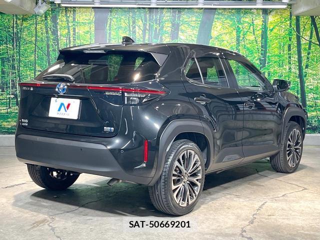 Toyota YARIS CROSS 2021-09 8650833-16