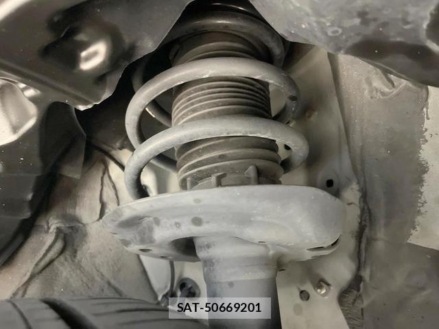 Toyota YARIS CROSS 2021-09 8650833-19