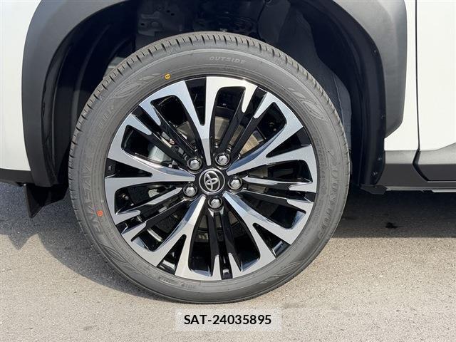 Toyota YARIS CROSS 2026-08 8650899-17