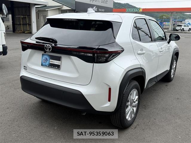 Toyota YARIS CROSS 2025-06 8650903-1