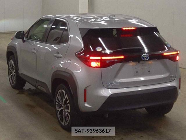 Toyota YARIS CROSS 2021-02 8650982-1