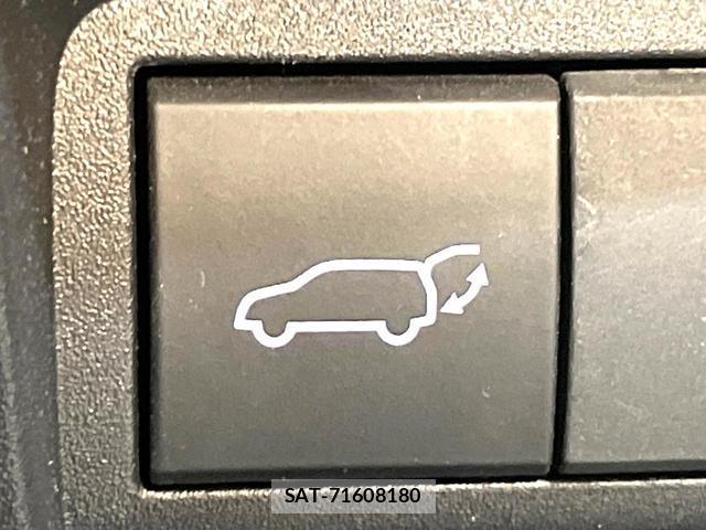 Toyota YARIS CROSS 2022-10 8651068-5