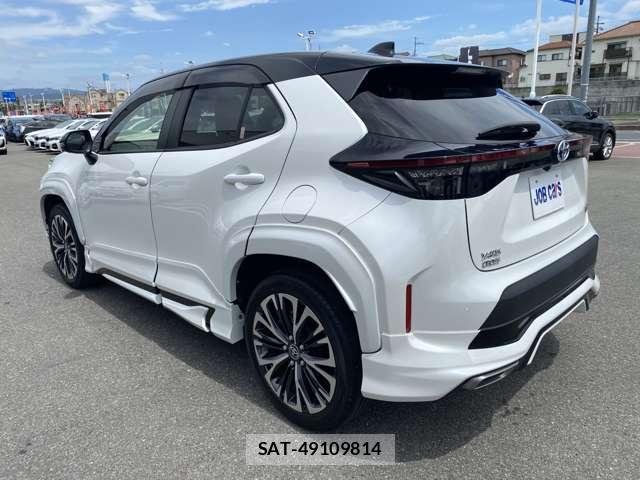 Toyota YARIS CROSS 2023-07 8651082-5