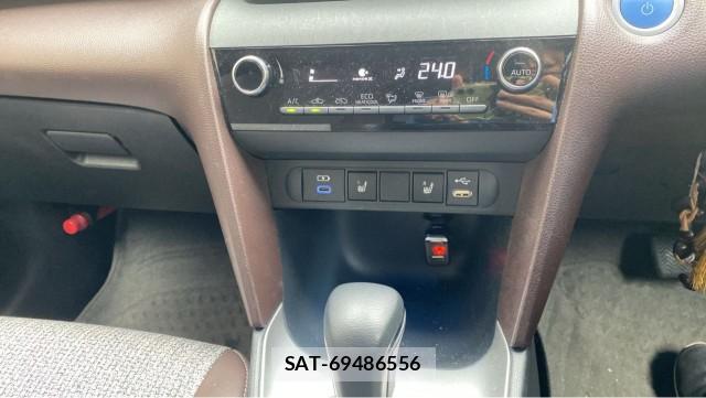 Toyota YARIS CROSS 2023-05 8651415-14