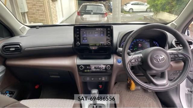 Toyota YARIS CROSS 2023-05 8651415-2
