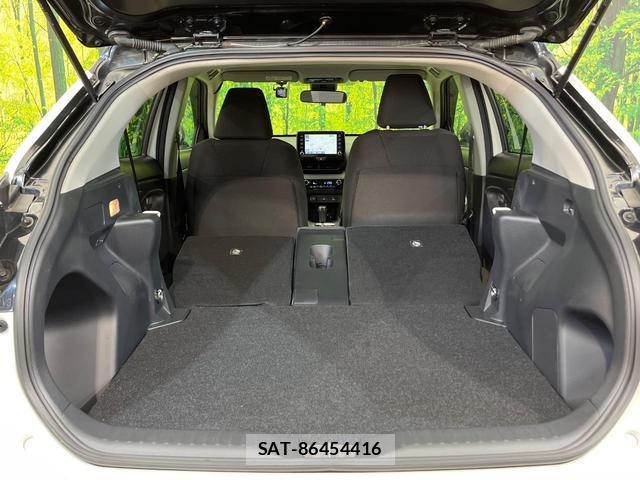 Toyota YARIS CROSS 2021-10 8651511-10