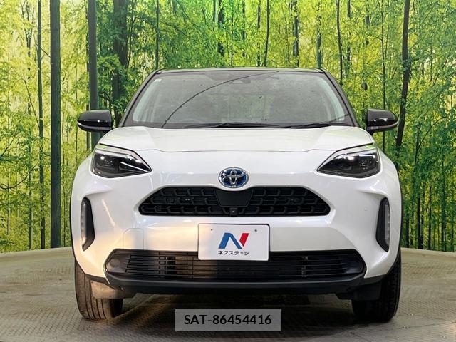 Toyota YARIS CROSS 2021-10 8651511-13