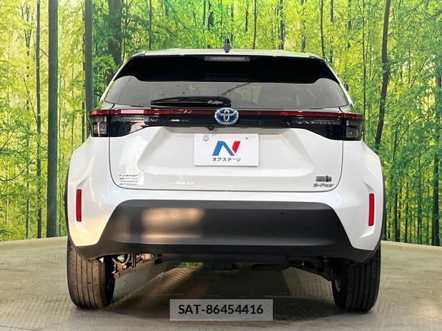 Toyota YARIS CROSS 2021-10 8651511-14