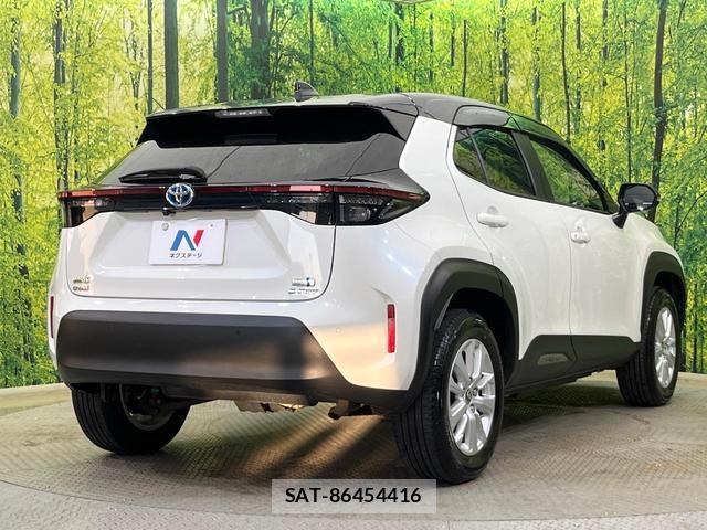 Toyota YARIS CROSS 2021-10 8651511-16