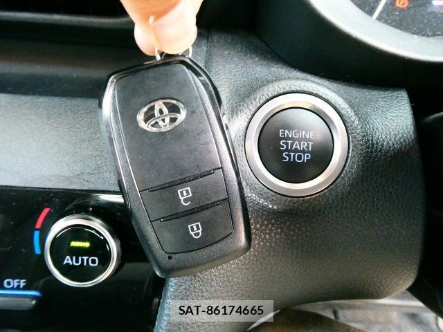 Toyota YARIS CROSS 2022-08 8651709-17