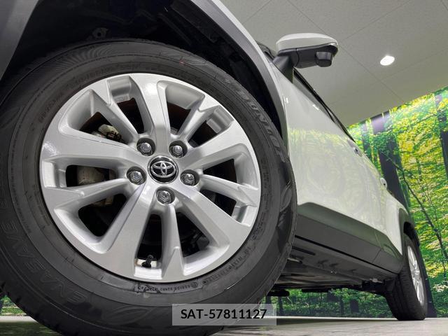 Toyota YARIS CROSS 2023-12 8652152-12