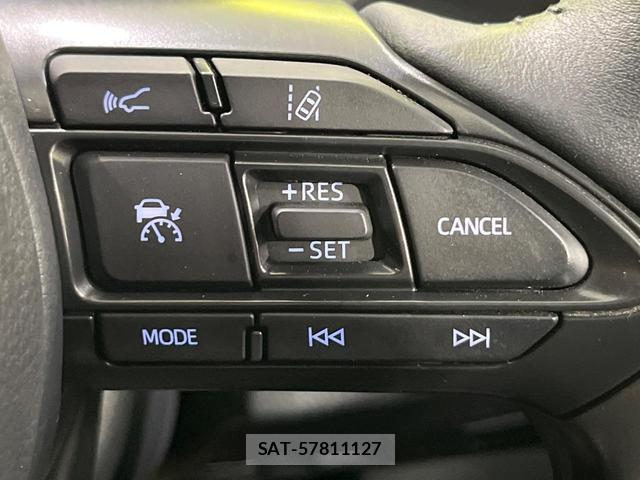 Toyota YARIS CROSS 2023-12 8652152-5