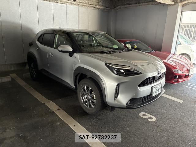 Toyota YARIS CROSS 2020-10 8652410-1