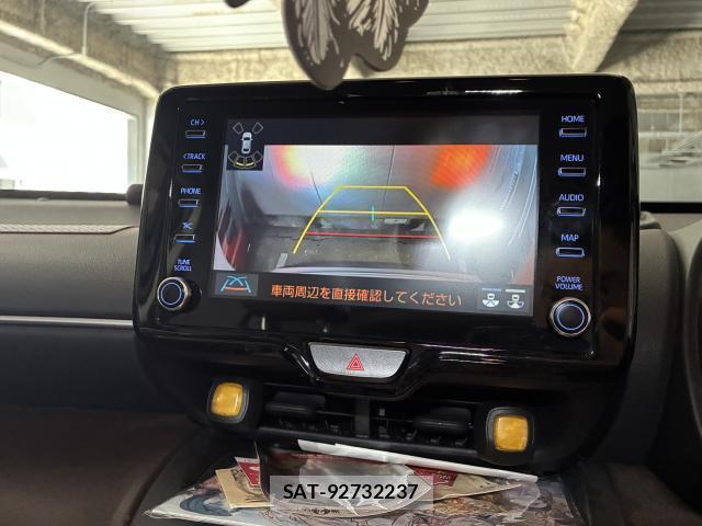 Toyota YARIS CROSS 2020-10 8652410-11