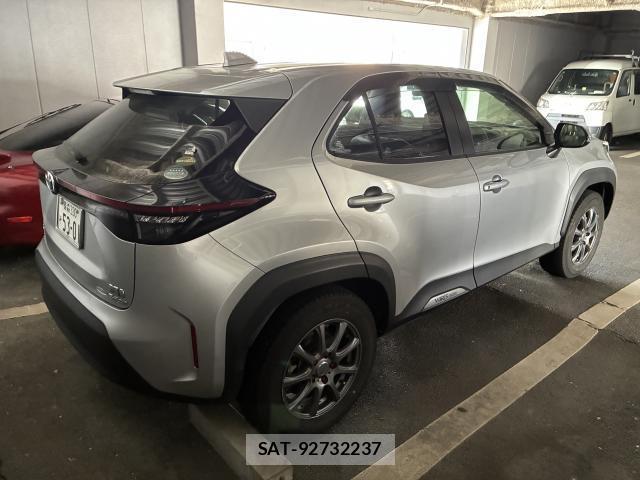 Toyota YARIS CROSS 2020-10 8652410-2