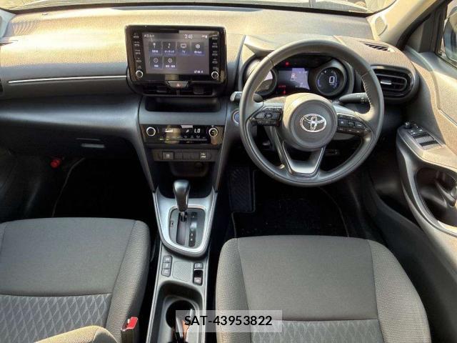 Toyota YARIS CROSS 2021-12 8652709-2