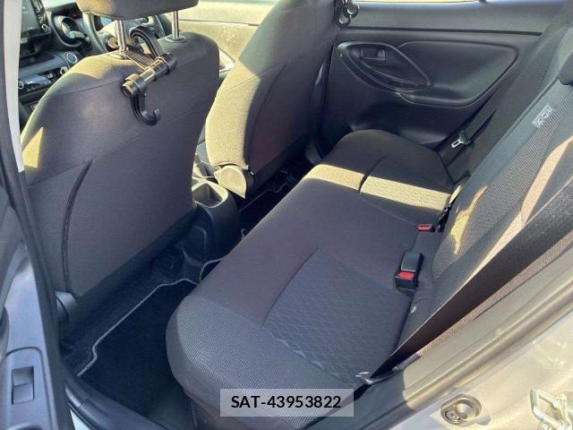 Toyota YARIS CROSS 2021-12 8652709-8