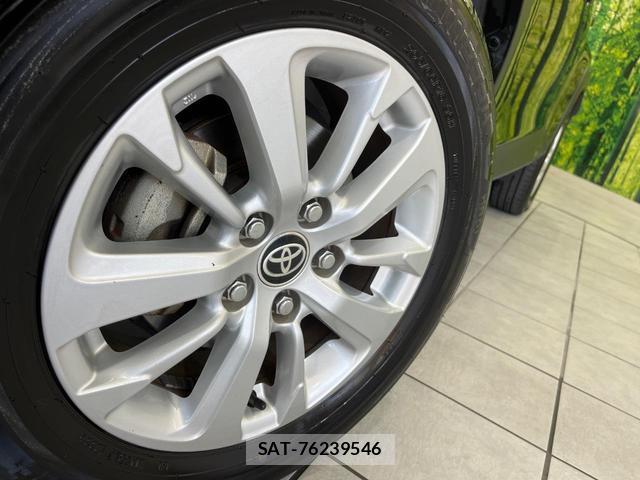 Toyota YARIS CROSS 2022-01 8652937-12