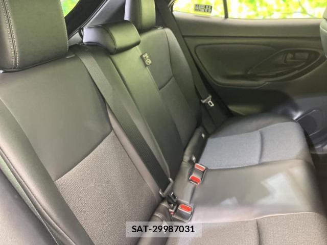 Toyota YARIS CROSS 2025-10 8653480-4