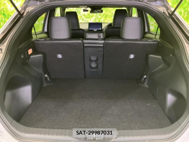 Toyota YARIS CROSS 2025-10 8653480-7