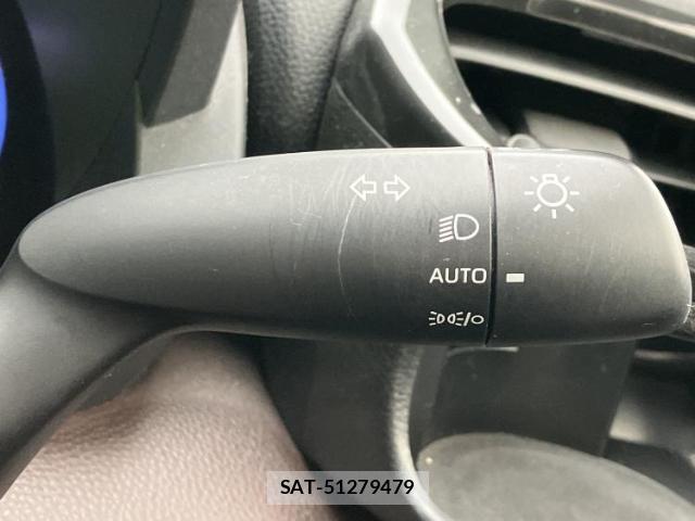 Toyota YARIS CROSS 2020-11 8653515-16
