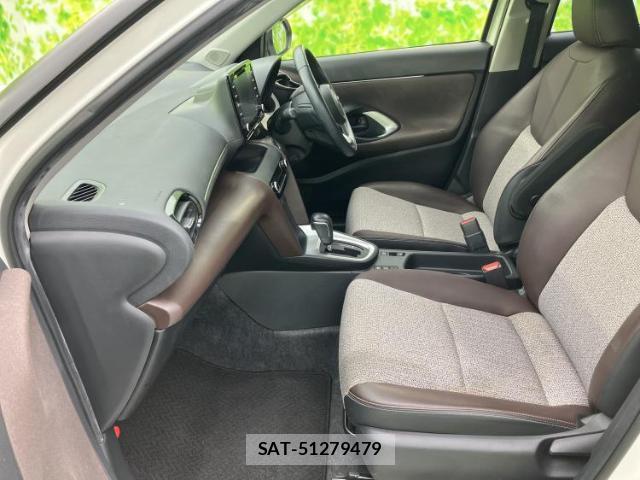 Toyota YARIS CROSS 2020-11 8653515-5