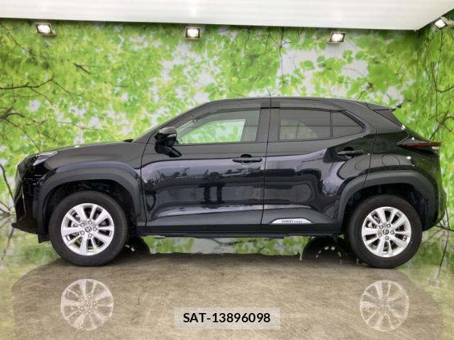 Toyota YARIS CROSS 2024-03 8653616-1