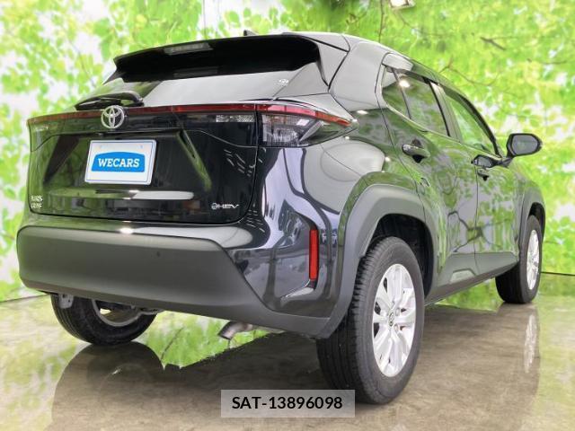 Toyota YARIS CROSS 2024-03 8653616-2