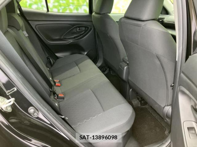 Toyota YARIS CROSS 2024-03 8653616-4