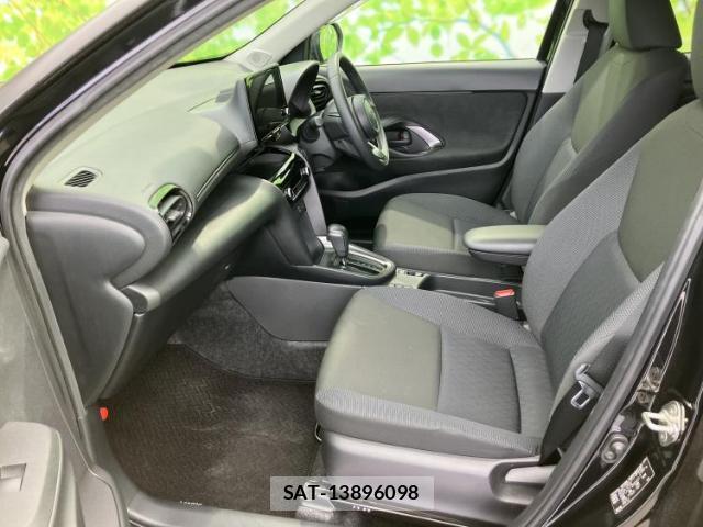 Toyota YARIS CROSS 2024-03 8653616-5