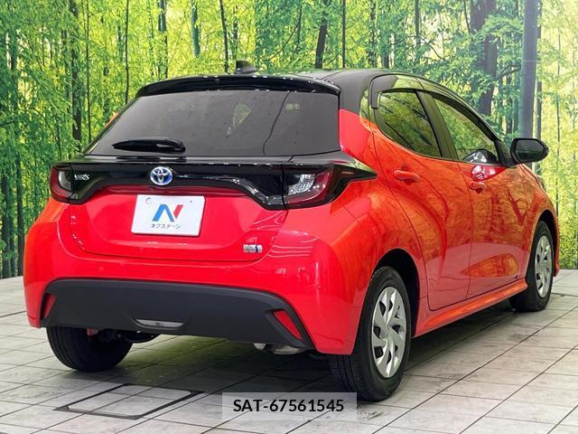 Toyota YARIS 2021-01 8646649-16