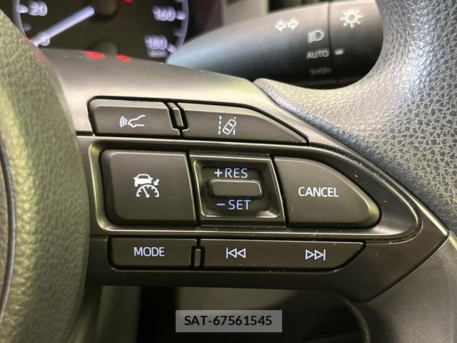 Toyota YARIS 2021-01 8646649-4
