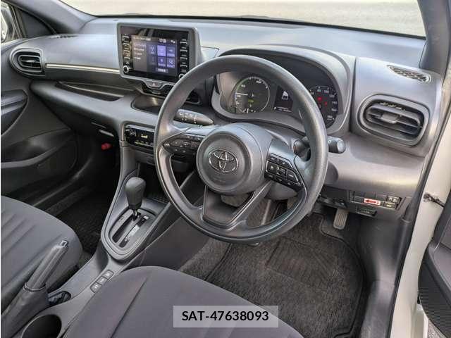 Toyota YARIS 2020-08 8646997-11